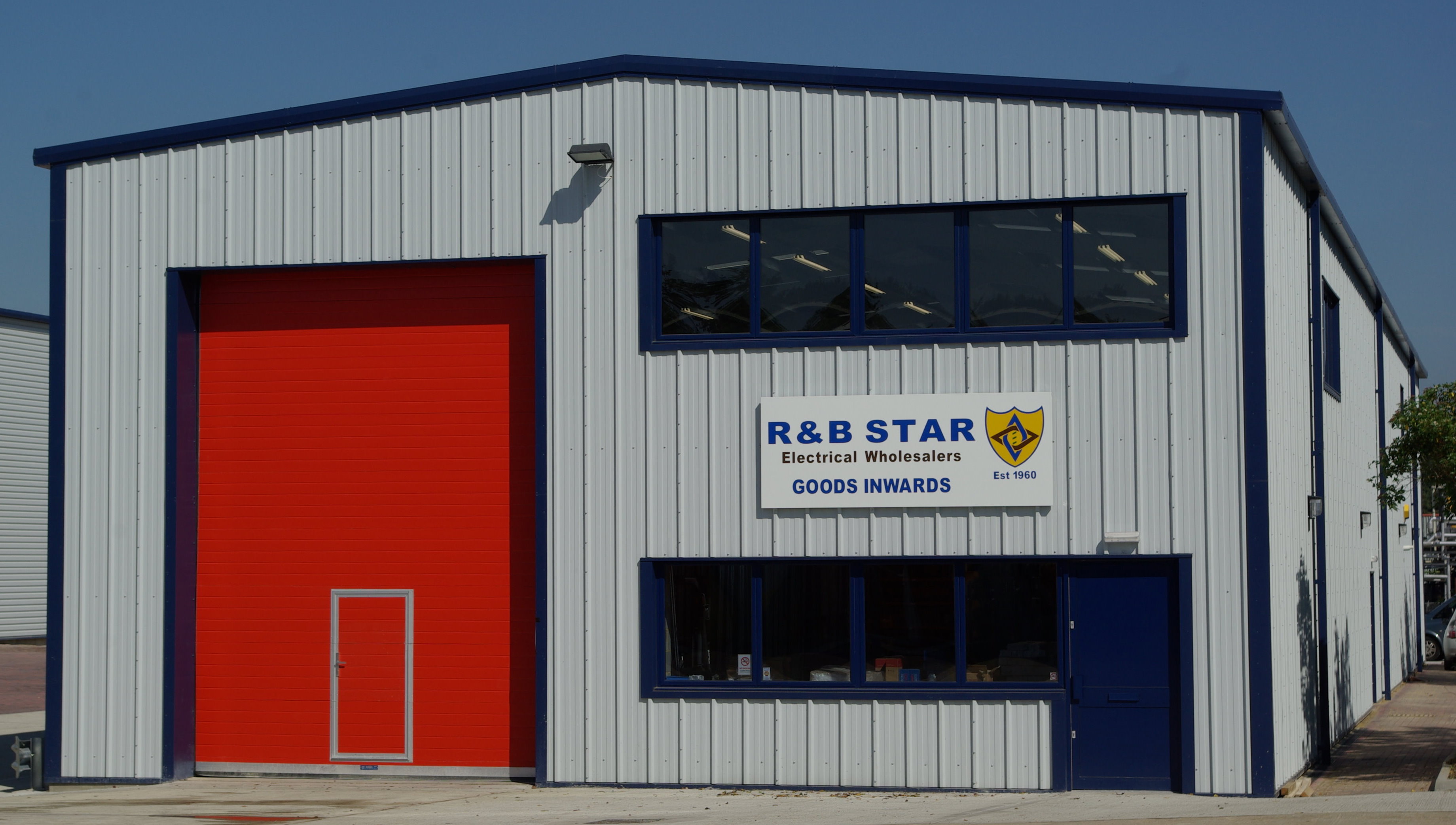 sg101572 R&B STAR ELECTRICAL WHOLESALERS